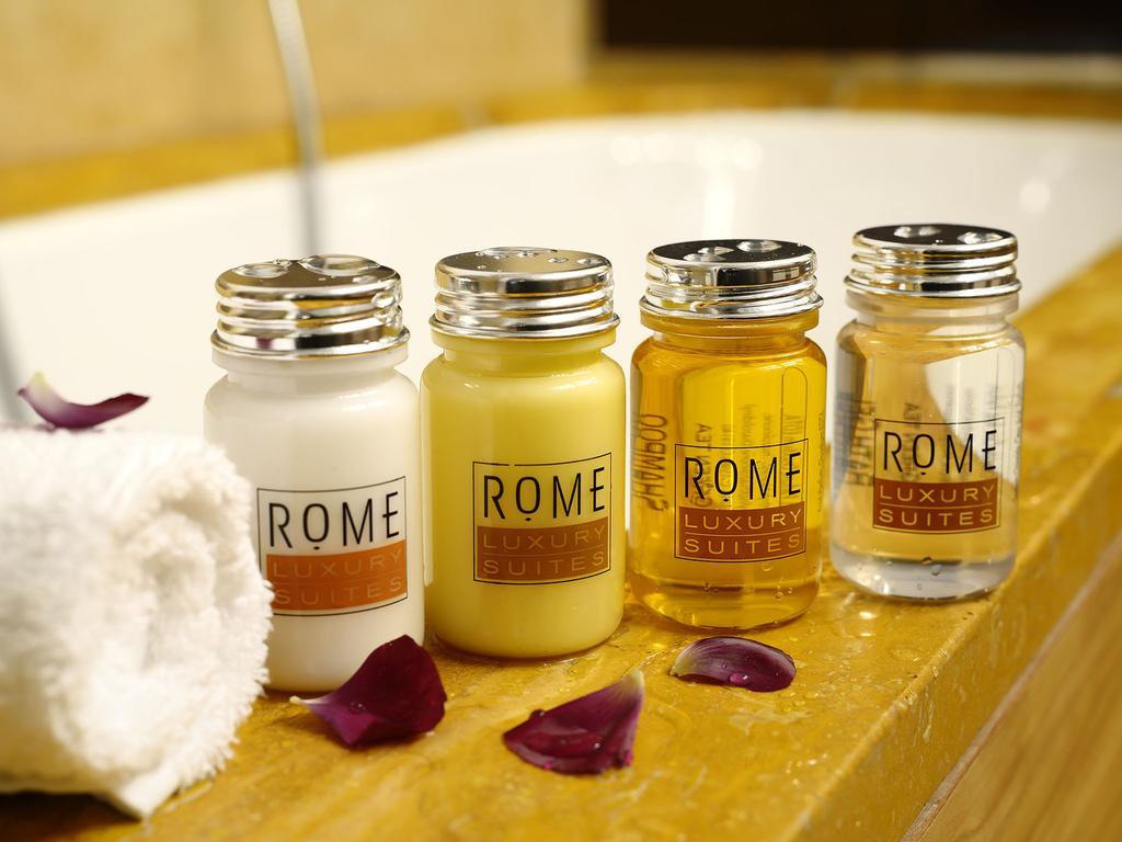 Mario De' Fiori 37 Hotel Rome Exterior photo